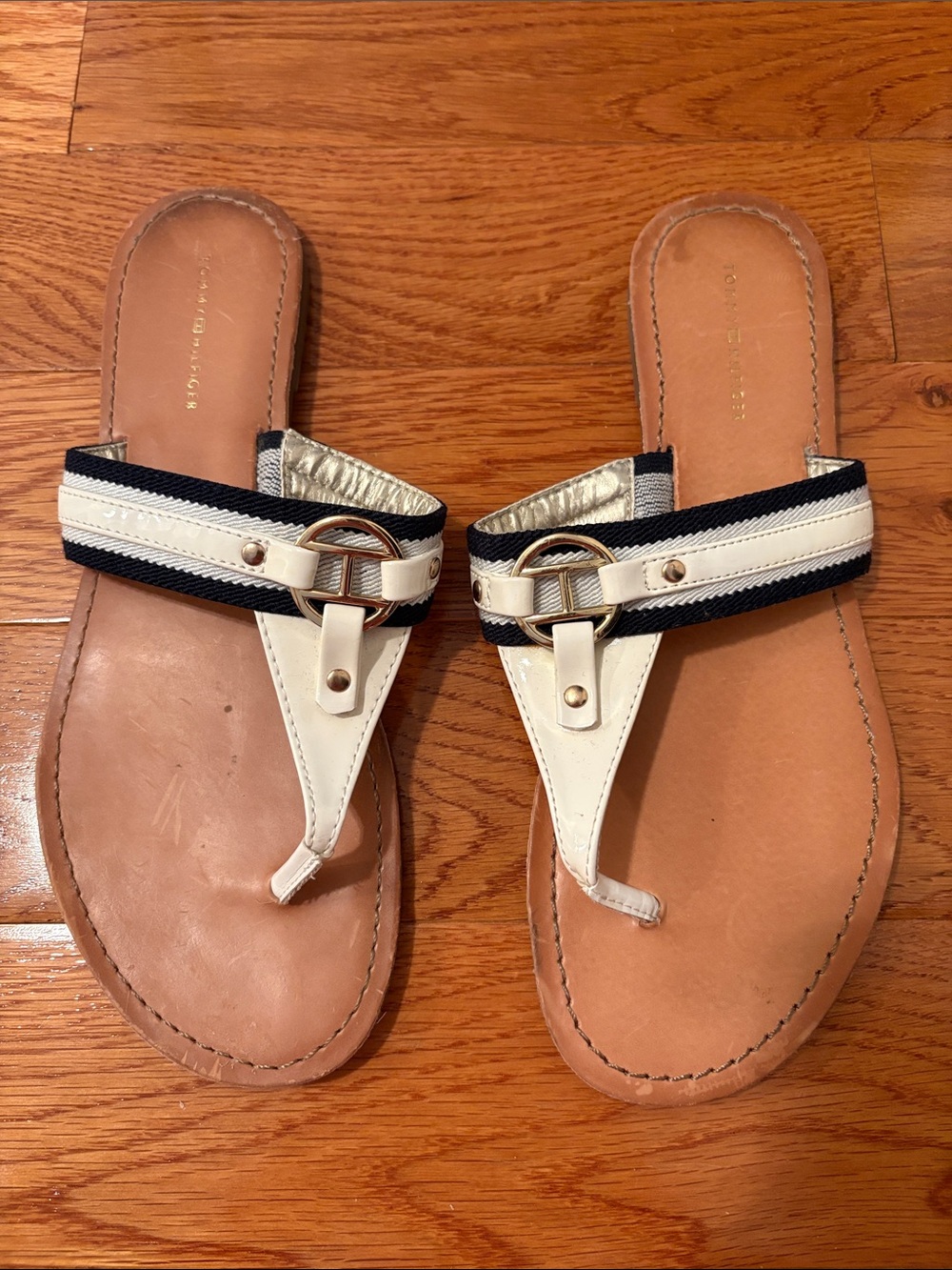 Tommy Hilfiger flip flops